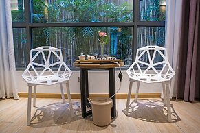 Ancient Street No.5 Youth Chic Hotel