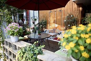 Ancient Street No.5 Youth Chic Hotel