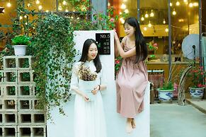 Ancient Street No.5 Youth Chic Hotel