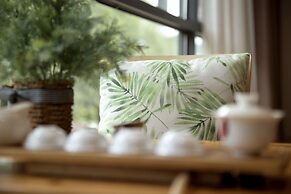 Ancient Street No.5 Youth Chic Hotel