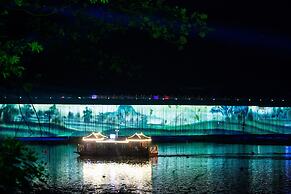 Ancient Street No.5 Youth Chic Hotel