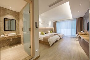 Ancient Street No.5 Youth Chic Hotel