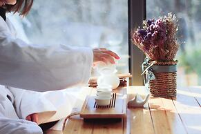 Ancient Street No.5 Youth Chic Hotel