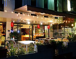 Ancient Street No.5 Youth Chic Hotel