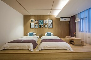 Ancient Street No.5 Youth Chic Hotel