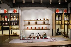 Ancient Street No.5 Youth Chic Hotel