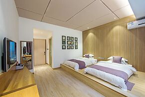 Ancient Street No.5 Youth Chic Hotel