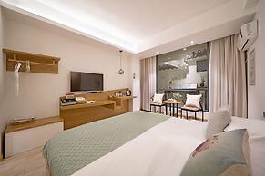 Ancient Street No.5 Youth Chic Hotel