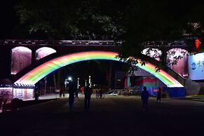 Ancient Street No.5 Youth Chic Hotel