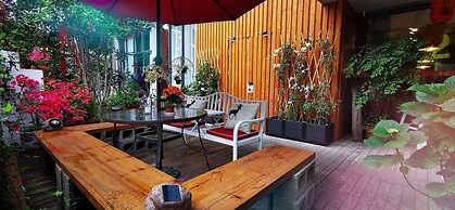 Ancient Street No.5 Youth Chic Hotel