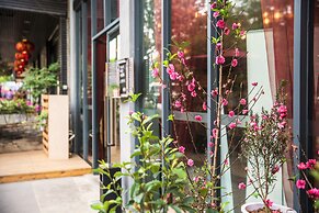 Ancient Street No.5 Youth Chic Hotel