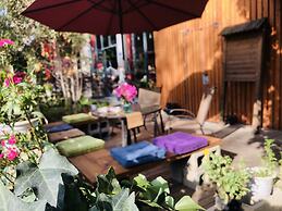 Ancient Street No.5 Youth Chic Hotel