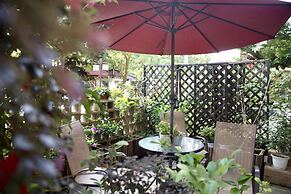 Ancient Street No.5 Youth Chic Hotel