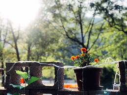 Ancient Street No.5 Youth Chic Hotel