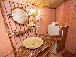 Paree Hut Resort Koh Sichang