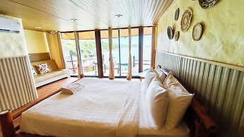 Paree Hut Resort Koh Sichang