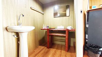 Paree Hut Resort Koh Sichang