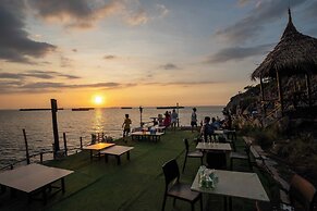 Paree Hut Resort Koh Sichang