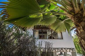 Le Coconut Lodge