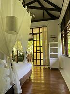 Le Coconut Lodge