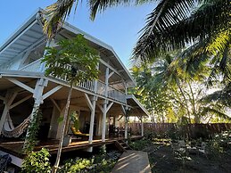 Le Coconut Lodge