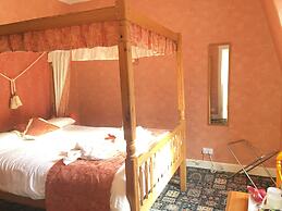 Cannon House Hotel