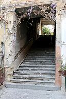 B&B Napoli La scalinata di Chiaia