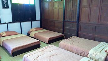 Ayutthaya Antique Homestay