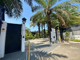 Villa Nap Dau 10 Bedrooms