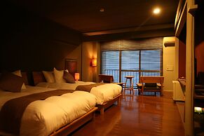 Tabinoyado Ushionoakari Geiboso