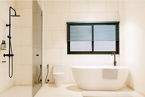 SCN City Hotel