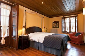 The Chatzigaki Manor