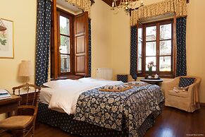 The Chatzigaki Manor