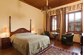 The Chatzigaki Manor