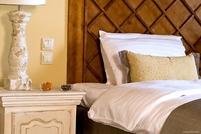 The Chatzigaki Manor