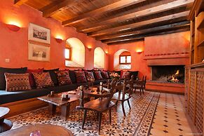 The Chatzigaki Manor