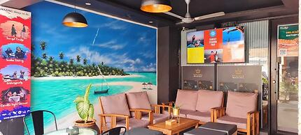 Turquoise Residence by UI