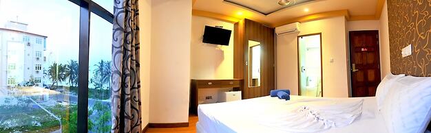 Turquoise Residence by UI