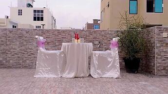 Turquoise Residence by UI