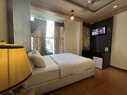 Turquoise Residence by UI