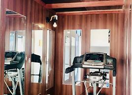 Turquoise Residence by UI