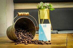 Turquoise Residence by UI