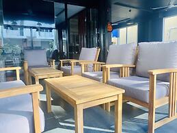 Turquoise Residence by UI