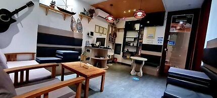 Turquoise Residence by UI