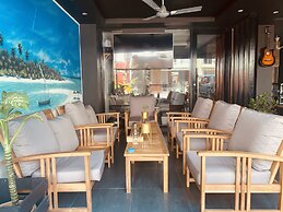 Turquoise Residence by UI