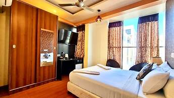 Turquoise Residence by UI