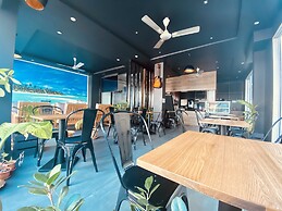 Turquoise Residence by UI