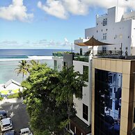 Turquoise Residence by UI