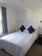 Carrington Guest House B&B