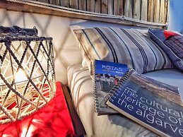 Roaz de Bandeira House